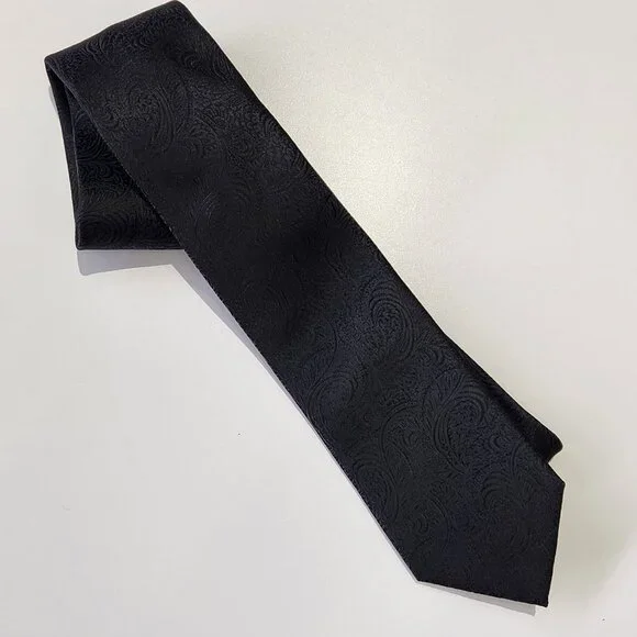 Tie - Picture 1 of 2